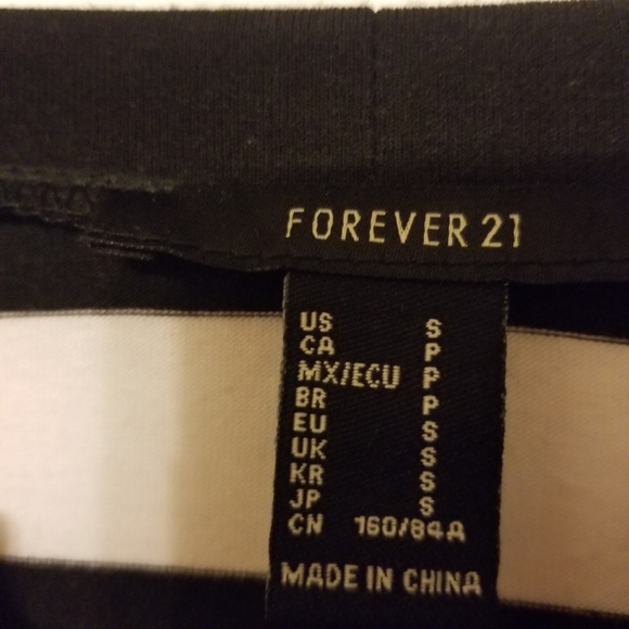 Cropped top - Picture 5 of 5